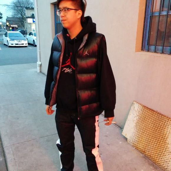 Meet your Posher, Yunwei - Picture 1 of 1